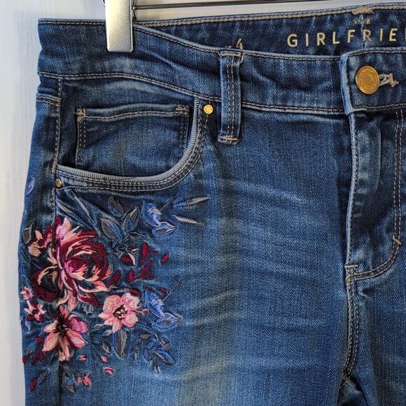 White House Black Market Girlfriend Jeans Women’s 4 (M 31x29) Embroidered Floral - Picture 3 of 12